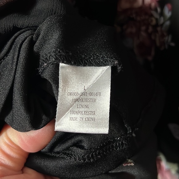 3/$15 Miami Floral Strapless V-Neck Faux Wrap Style Dress- Junior Large - Picture 9 of 9